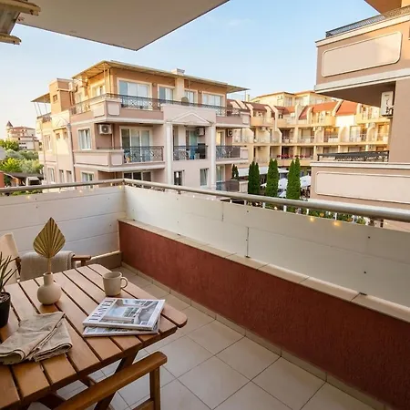 Apartament азалия-1